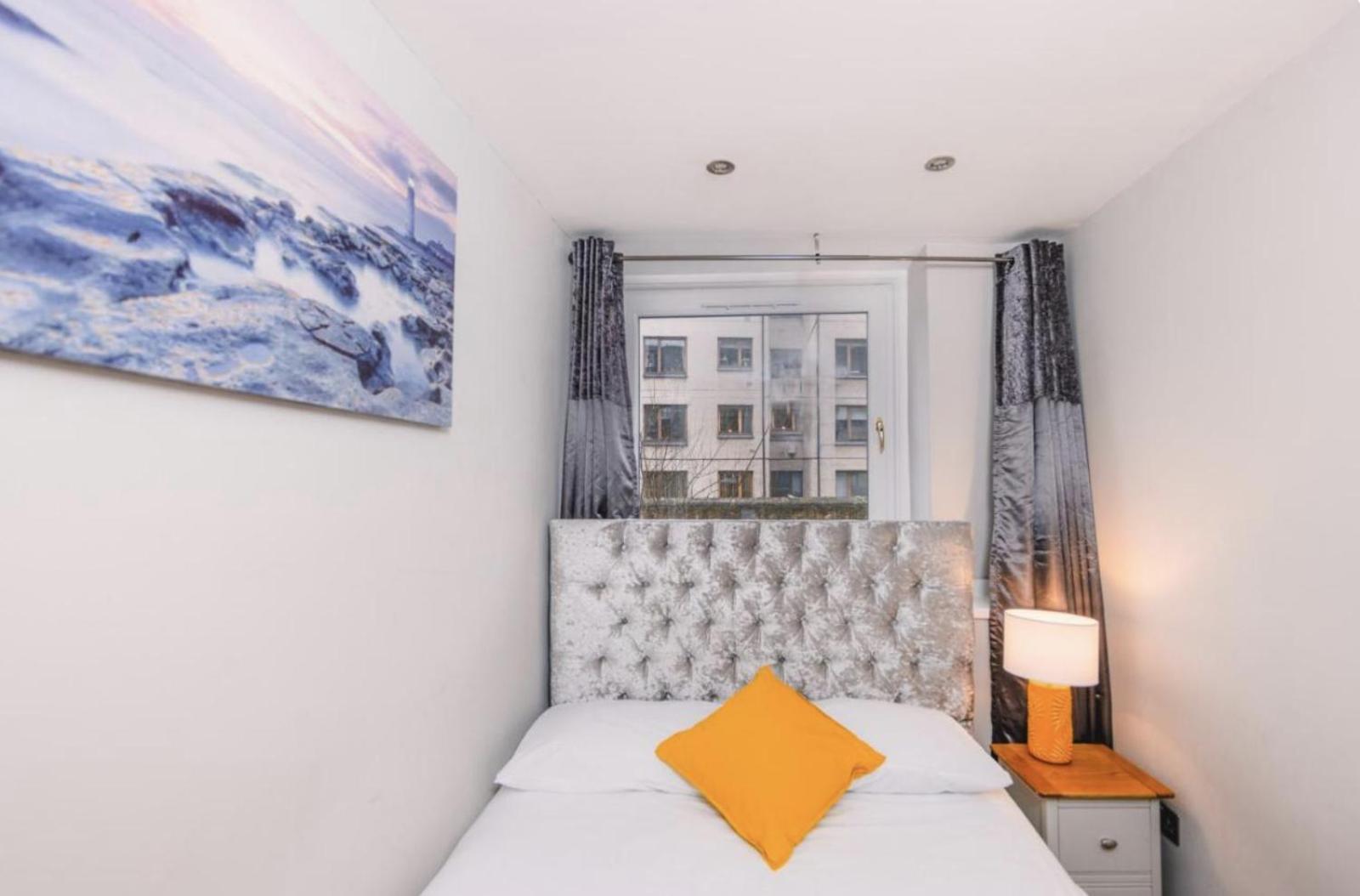 Superb Luxury Apartment By Canal - Central Edimburgo Exterior foto